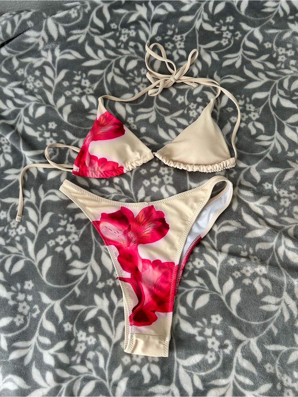 SHEIN Beige Triangle Bikini Set with Hot Pink Floral Accents